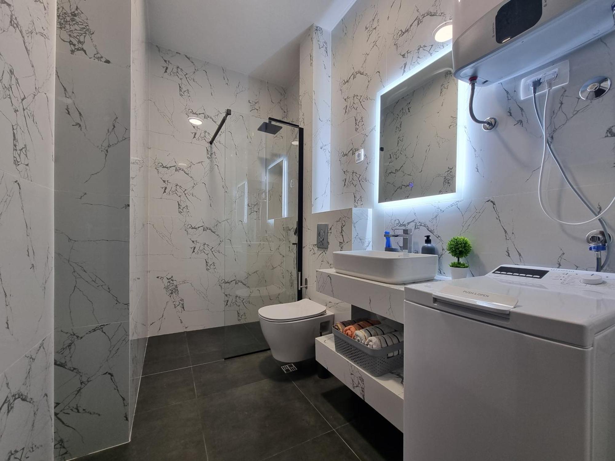 Adriatic Apartments Budva Bagian luar foto